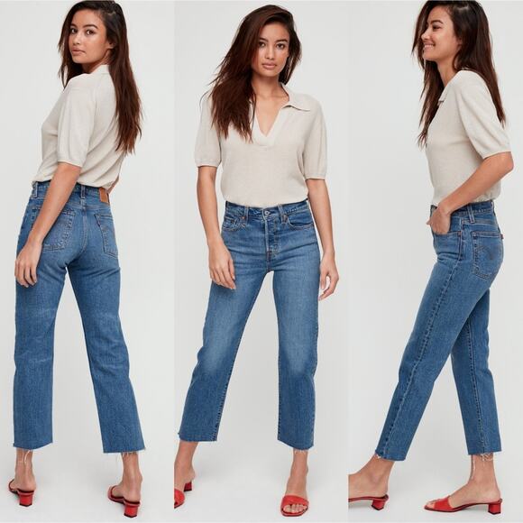 Levi’s Wedgie Straight Jeans Love Triangle Dark Wash Raw Hem Size 26 - Picture 1 of 9